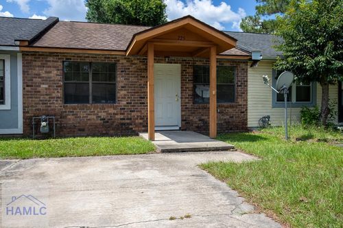 725 Sharon St, Hinesville, GA, 31313-4822 | Card Image