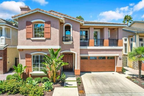 2125 Ridgeview Terrace Dr, Signal Hill, CA, 90755-1041 | Card Image