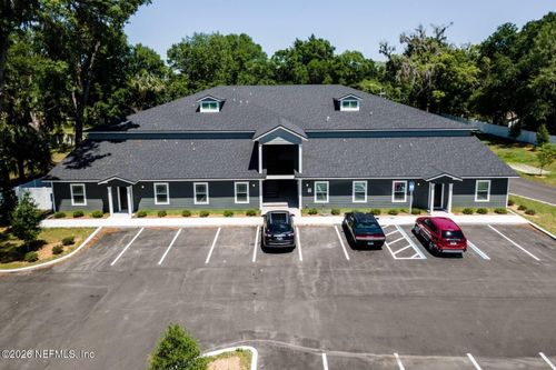 806 Oak St, Green Cove Springs, FL, 32043-4309 | Card Image