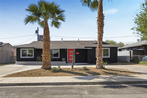 2008 Hassett Ave, Las Vegas, NV, 89104-3629 | Card Image