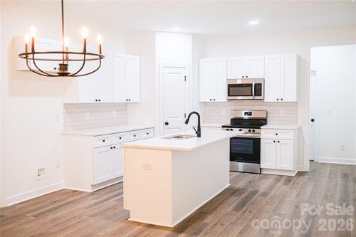 1129 Grady St, Salisbury, NC, 28144-3810 | Card Image