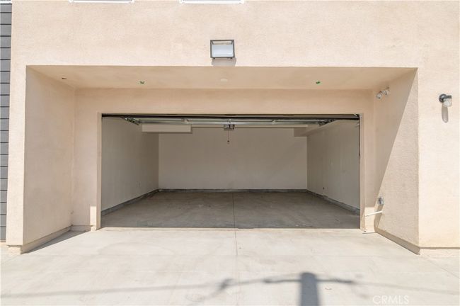 5017 Clara St, Home with 0 bedrooms, 0 bathrooms and 16 parking in Cudahy CA | Image 5