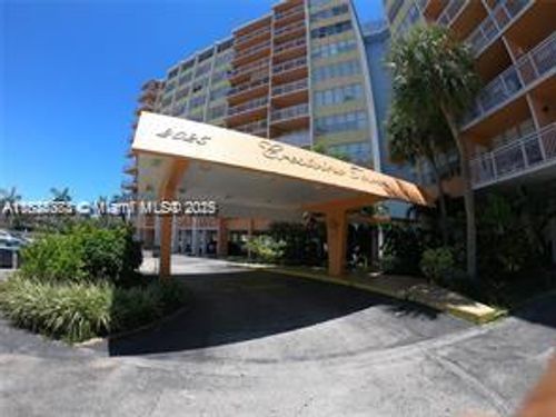 apt-615-2025 Ne 164th St, North Miami Beach, FL, 33162-4160 | Card Image