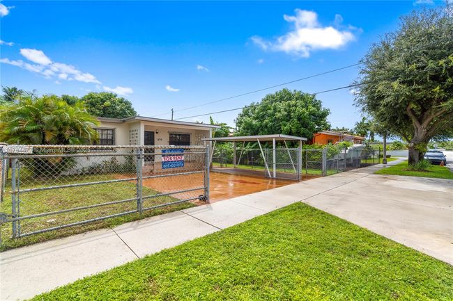 270 W 15 Th St, House other with 3 bedrooms, 1 bathrooms and null parking in Hialeah FL | Image 7