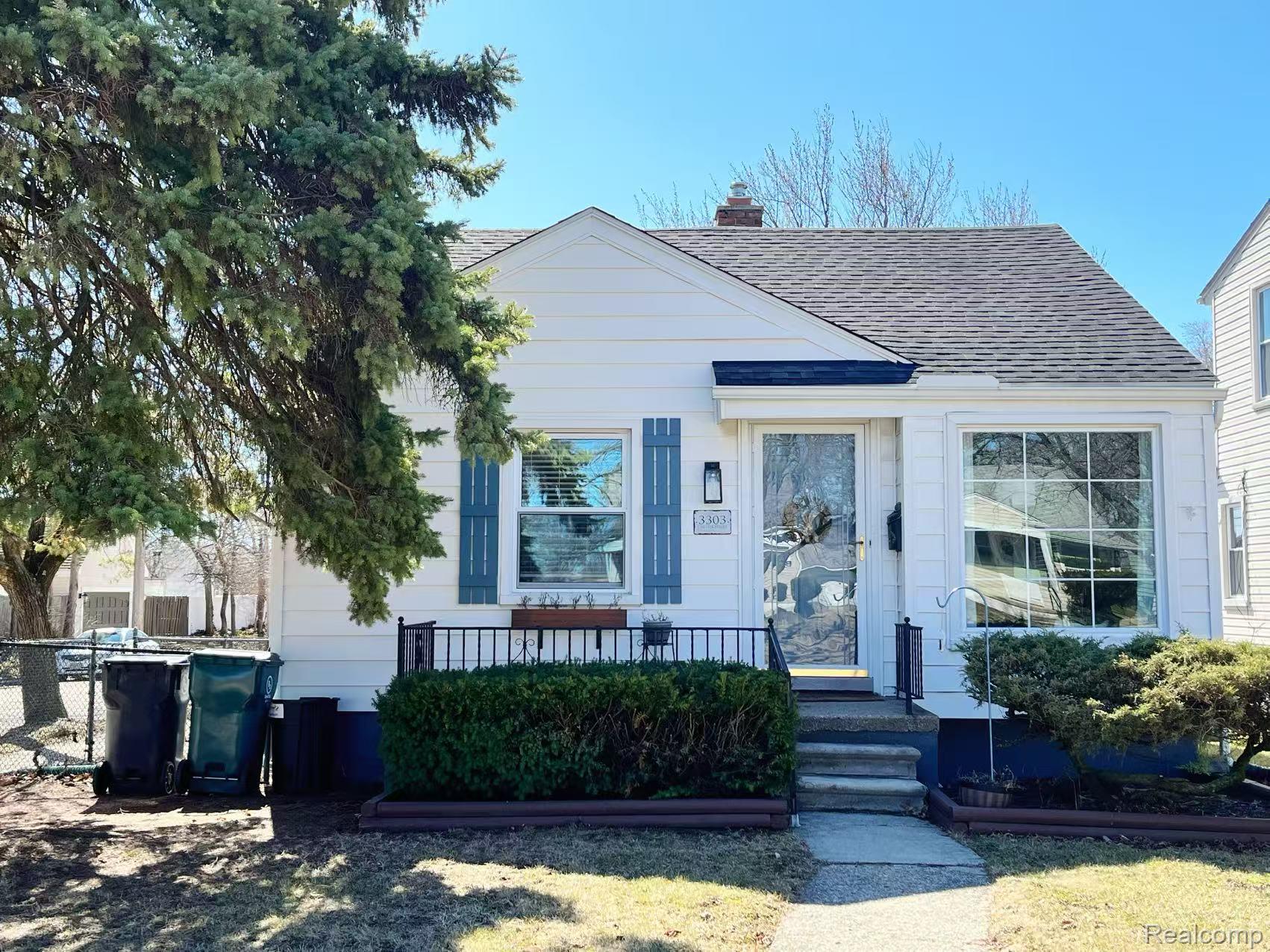 Residential Lease in Royal Oak 2