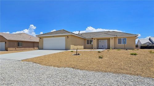 3016 Mount Charleston Dr, Pahrump, NV, 89048-1048 | Card Image