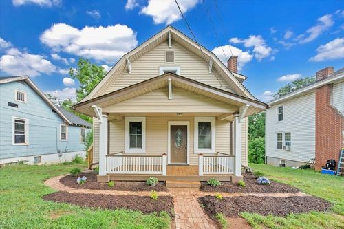 227 Warren Ave, Lynchburg, VA, 24501-3631 | Card Image