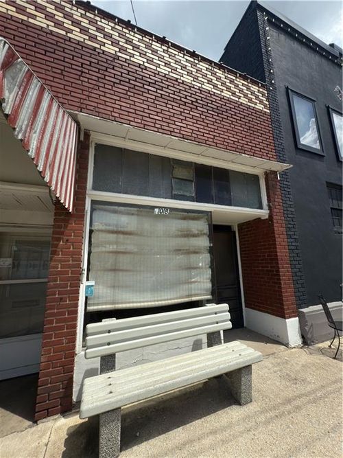 108 S 2nd St, Odessa, MO, 64076-1246 | Card Image