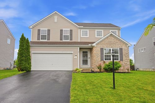 121 Hummock Dr, Etna, OH, 43062-7909 | Card Image