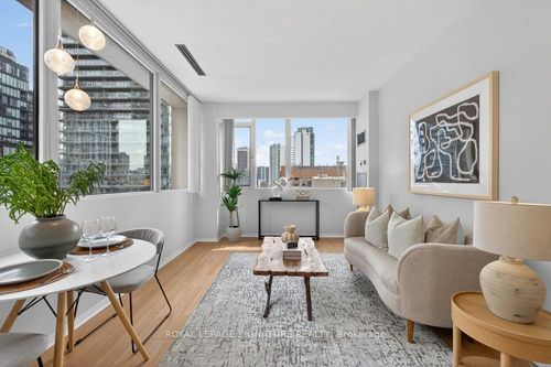 707-555 Yonge St, Toronto, ON, M4Y3A6 | Card Image