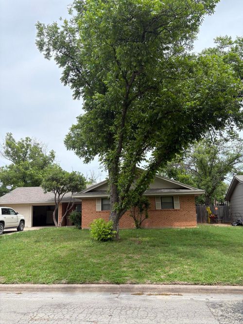 3344 Trinity Ave, San Angelo, TX, 76904-4932 | Card Image