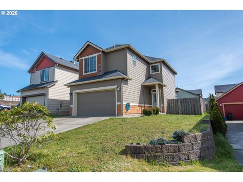 889 Kentucky Ave, Coos Bay, OR, 97420-6804 | Card Image
