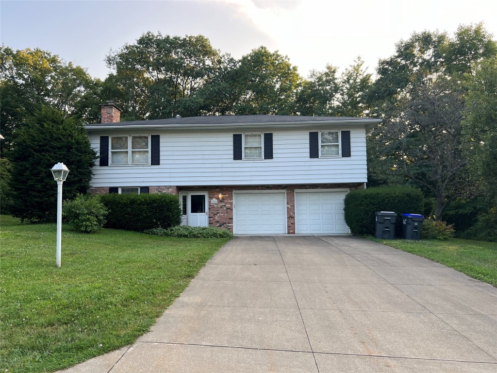 Norris Dr, Erie, PA 16509