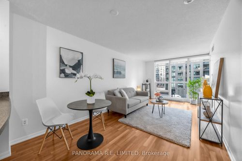 306-231 Fort York Blvd, Toronto, ON, M5V1B2 | Card Image
