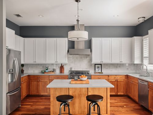 4-1504 Collier St, Austin, TX, 78704-2907 | Card Image