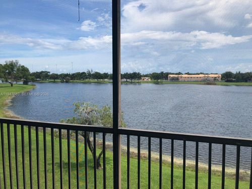 apt-304-8710 N Sherman Cir, Miramar, FL, 33025-2058 | Card Image