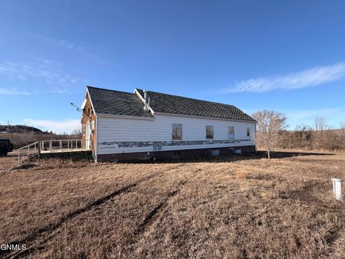 10641 23rd St Nw, Keene, ND, 58847-9422 | Card Image