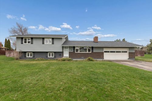 50 Winchester St, Kalispell, MT, 59901-2740 | Card Image