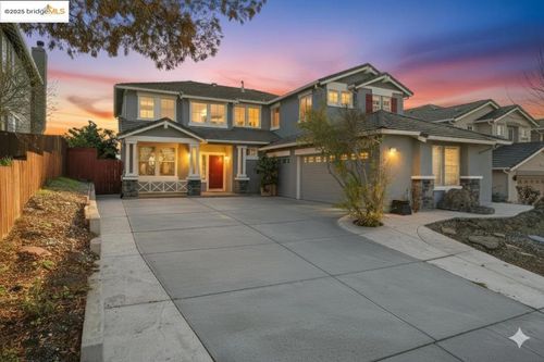 6857 Sunriver Ln, Vallejo, CA, 94591-6328 | Card Image