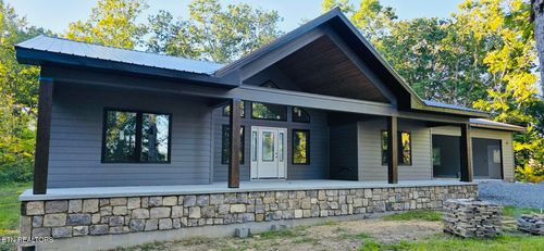 12 Pine Pl, Monterey, TN, 38574-7040 | Card Image