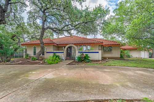 8470 Park Lane Dr, San Antonio, TX, 78266-2753 | Card Image