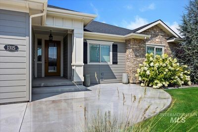 1315 Hinckley Cir, House other with 4 bedrooms, 4 bathrooms and 3 parking in Twin Falls ID | Image 3