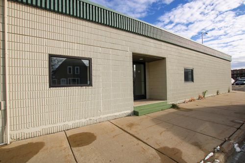 421 Fillmore St, Alexandria, MN, 56308-1320 | Card Image