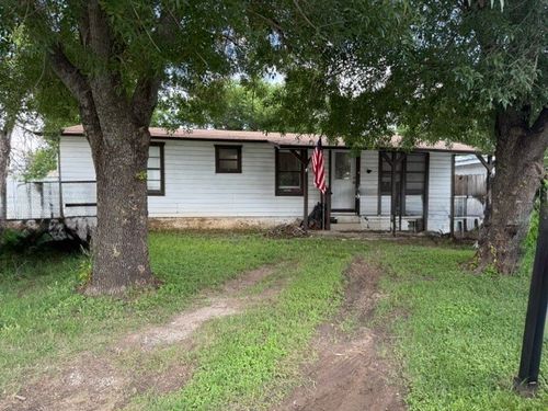 260 W Elm St, Stephenville, TX, 76401-2628 | Card Image