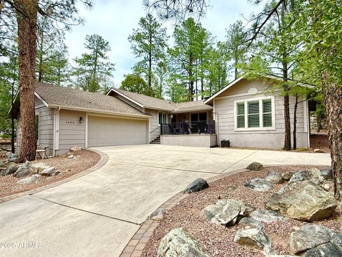 1902 Pine Tree Dr, Prescott, AZ, 86303-6620 | Card Image