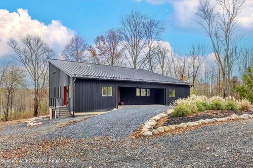 513 Myrtle Ave, Wallkill, NY, 12589-3358 | Card Image