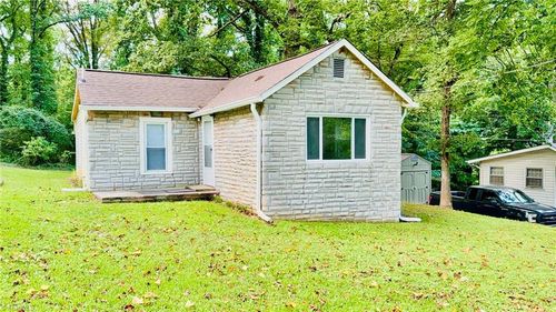518 Efird St, Winston-Salem, NC, 27105-3730 | Card Image