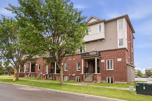 270 Espin Hts, Nepean, ON, K2J0Y8 | Card Image