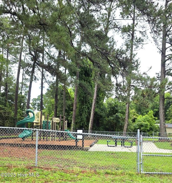 3208 Camden Cir, House other with 2 bedrooms, 2 bathrooms and 1 parking in Wilmington NC | Image 38