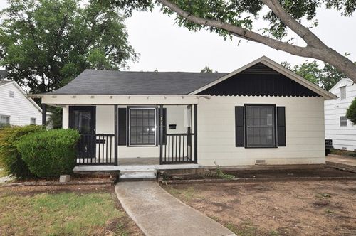 2726 Wayside Ave, Fort Worth, TX, 76110-2217 | Card Image