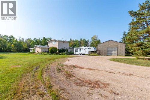 30230 Sk-303, Maidstone, SK, S0M1M0 | Card Image
