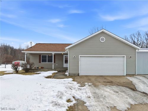 247 N Main St, West Salem, OH, 44287-8515 | Card Image