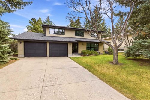 12 Varsville Pl Nw, Calgary, AB, T3A0A8 | Card Image