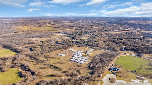 1416 Smokey Ridge Rd, Ardmore, OK, 73401-6453 | Card Image