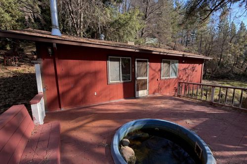 979 Dorothy Way, West Point, CA, 95255-7080 | Card Image