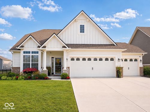 11395 Wicker Ln, Noblesville, IN, 46060-9424 | Card Image