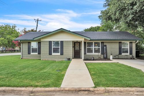 2008 Paige St, Georgetown, TX, 78626-7934 | Card Image