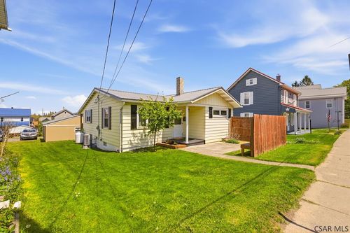 216 Lambert St, Central City, PA, 15926-1012 | Card Image