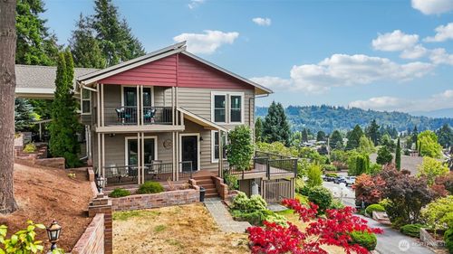 106 Carolyn Dr, Kelso, WA, 98626-5208 | Card Image