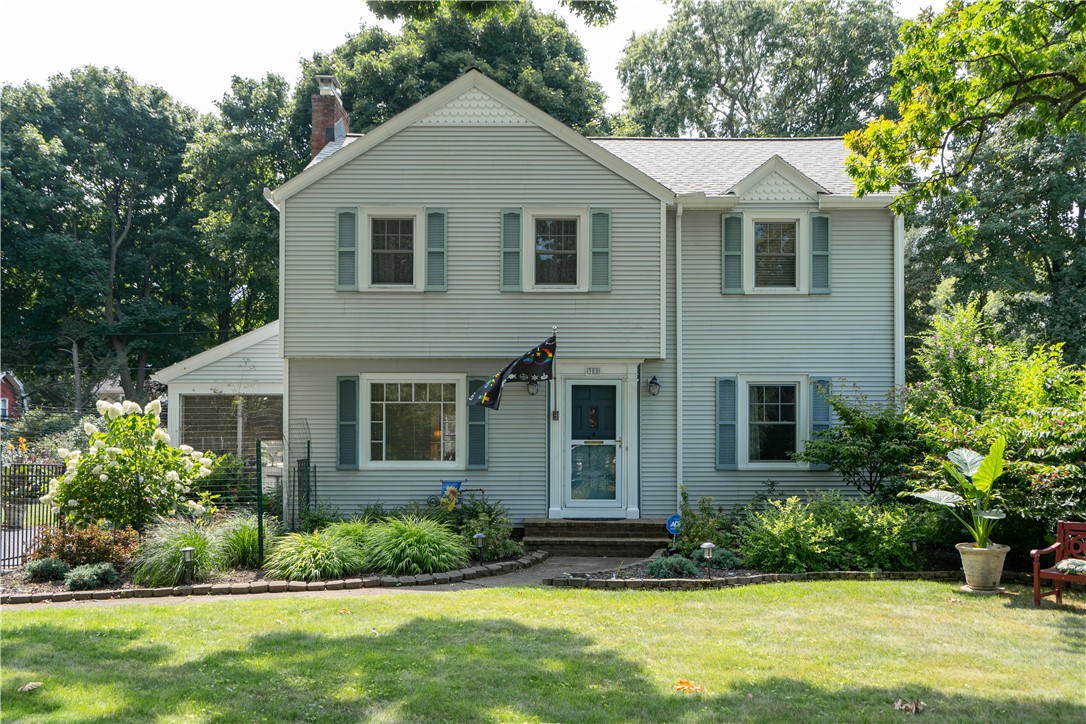 Thomas Ave, Rochester, NY 14617
