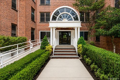 5a-3105 Avenue V, Brooklyn, NY, 11229-6110 | Card Image