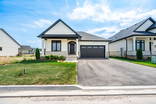 19 Oakley Dr, Virgil, ON, L0S1T0 | Card Image