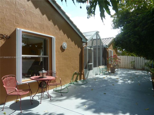 13240 Sw 20 Th St, House other with 3 bedrooms, 2 bathrooms and null parking in Miramar FL | Image 32
