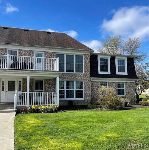 apt-3-95 Carriage Dr, Orchard Park, NY, 14127-1823 | Card Image