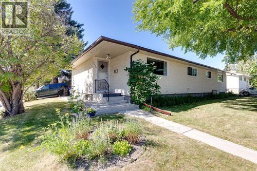 3803 4 Avenue Sw, Calgary, AB, T3C0B5 | Card Image