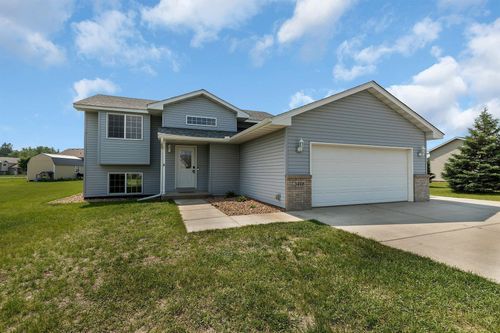 5412 Loganberry Cir, Rice, MN, 56367-4564 | Card Image